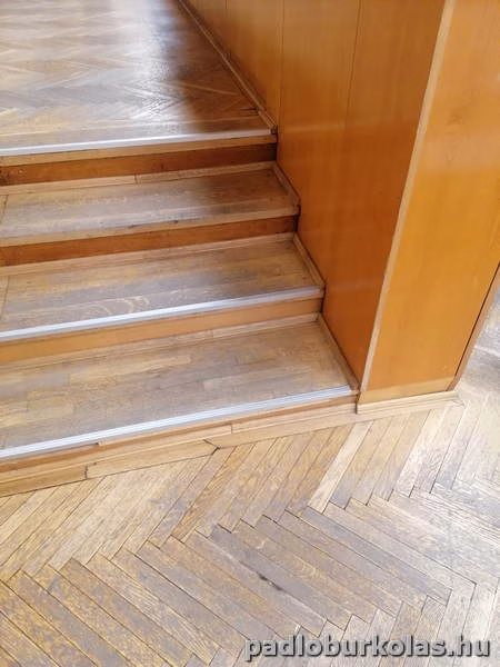 Padlóburkolás, melegburkolás