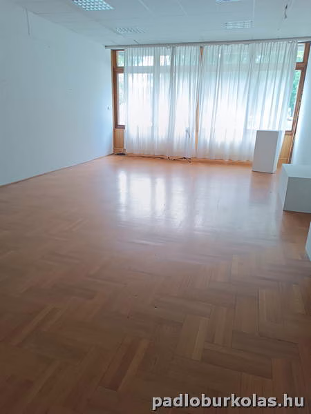 Padlóburkolás, melegburkolás