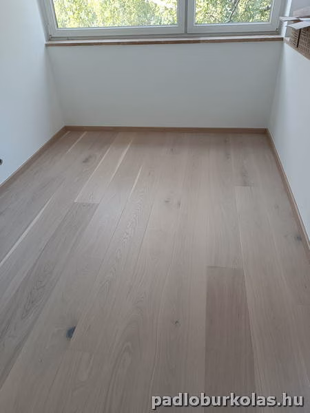 Padlóburkolás, melegburkolás