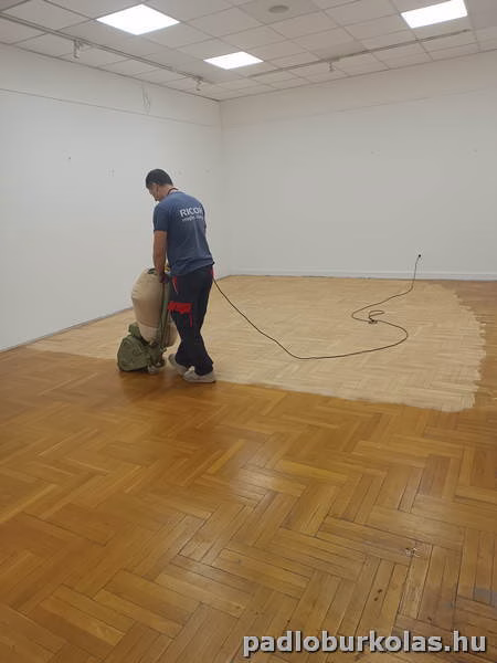 Padlóburkolás, melegburkolás