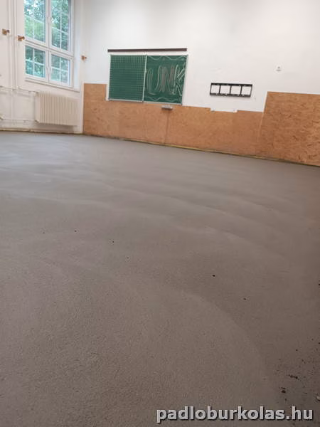 Padlóburkolás, melegburkolás