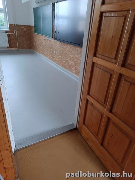 Padlóburkolás, melegburkolás
