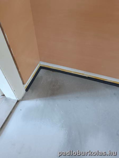 Padlóburkolás, melegburkolás