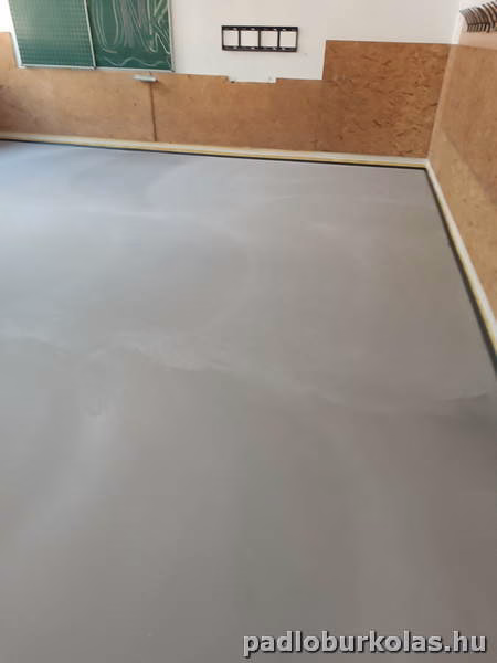 Padlóburkolás, melegburkolás
