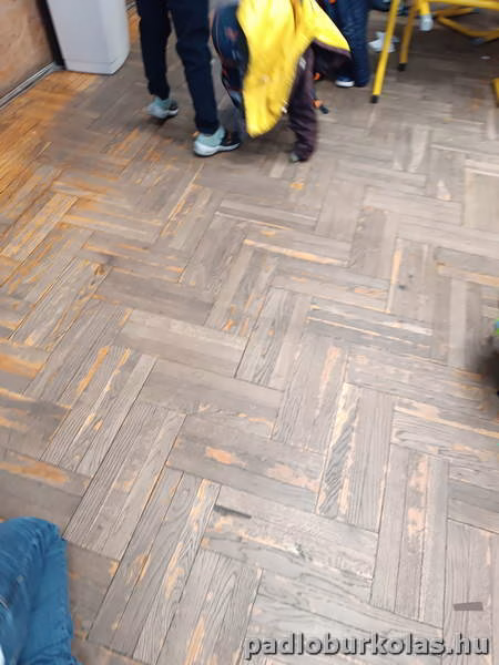 Padlóburkolás, melegburkolás
