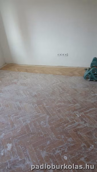 Padlóburkolás, melegburkolás