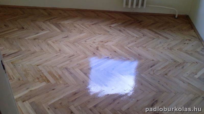 Padlóburkolás, melegburkolás